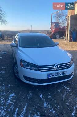 Седан Volkswagen Passat 2014 в 