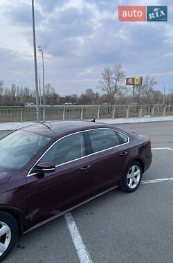 Седан Volkswagen Passat 2013 в 