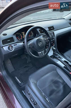 Седан Volkswagen Passat 2013 в 