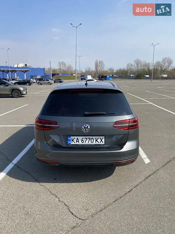 Volkswagen Passat 2017 VIN WVWZZZ3CZHE176544 фото оголошення 5 з 53