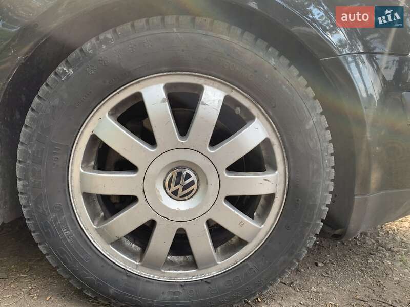 Универсал Volkswagen Passat 2002 в Тернополе