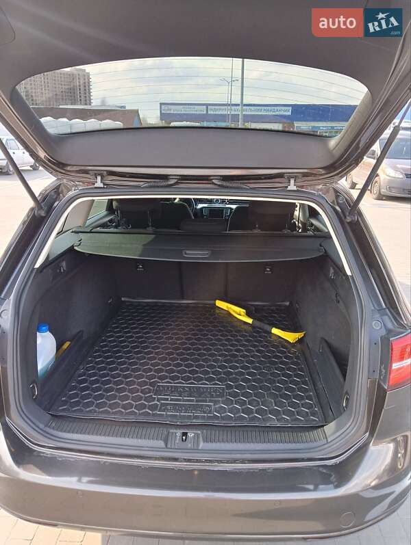 Универсал Volkswagen Passat 2015 в Броварах