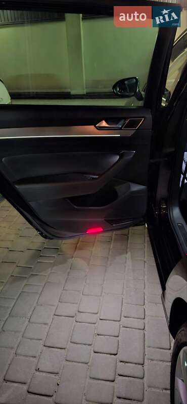 Универсал Volkswagen Passat 2018 в Тернополе