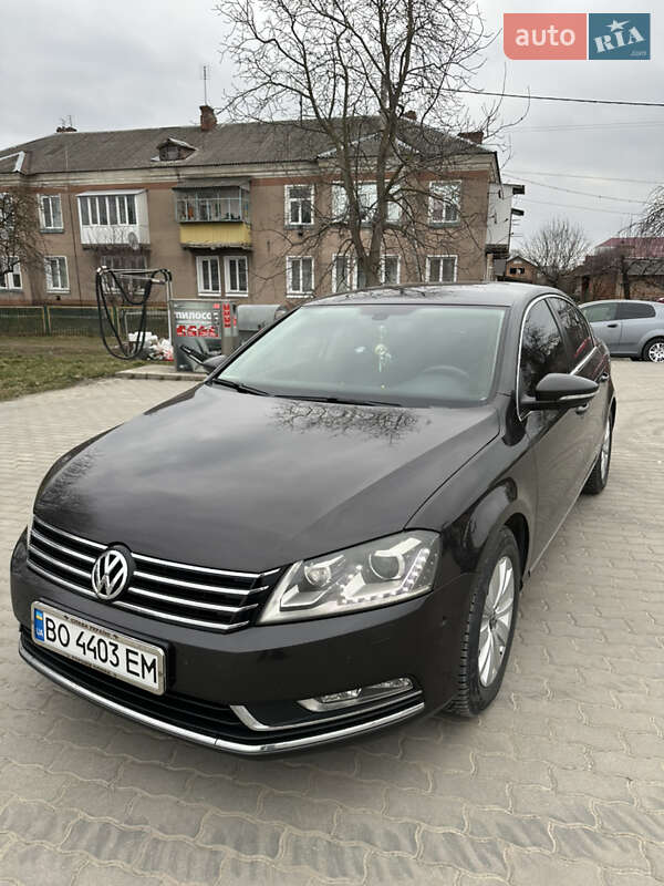 Volkswagen Passat 2011