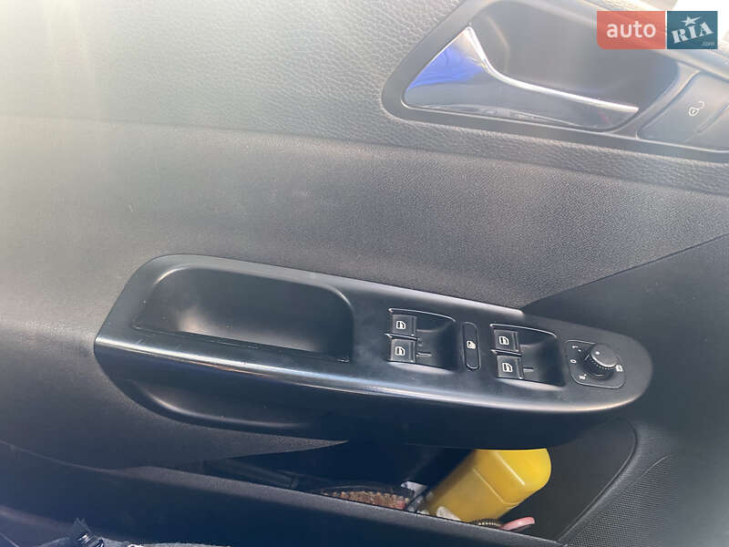Универсал Volkswagen Passat 2007 в Коростене