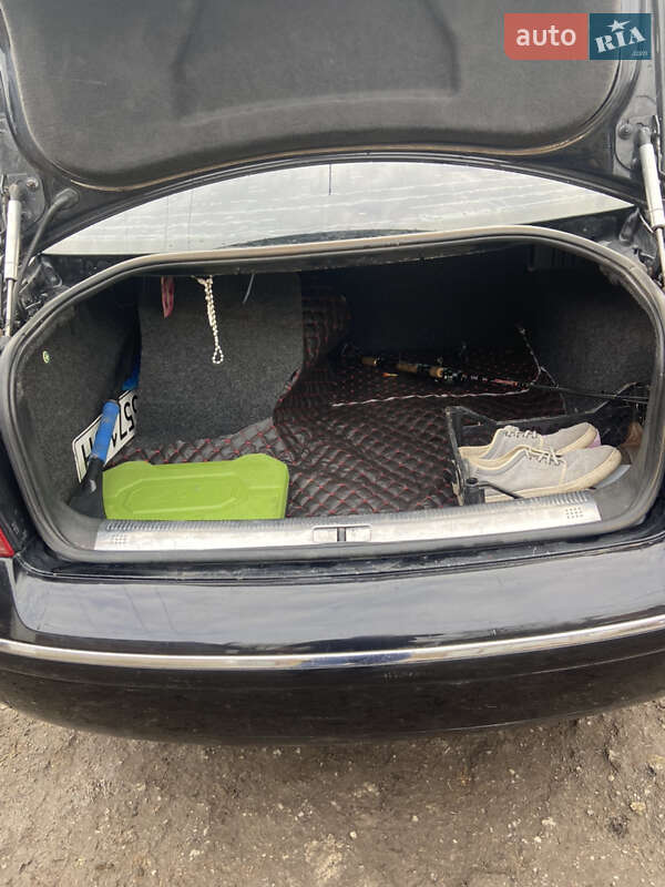 Седан Volkswagen Passat 2003 в Яворове