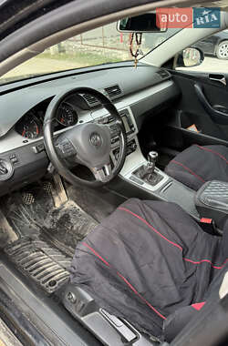 Универсал Volkswagen Passat 2009 в 