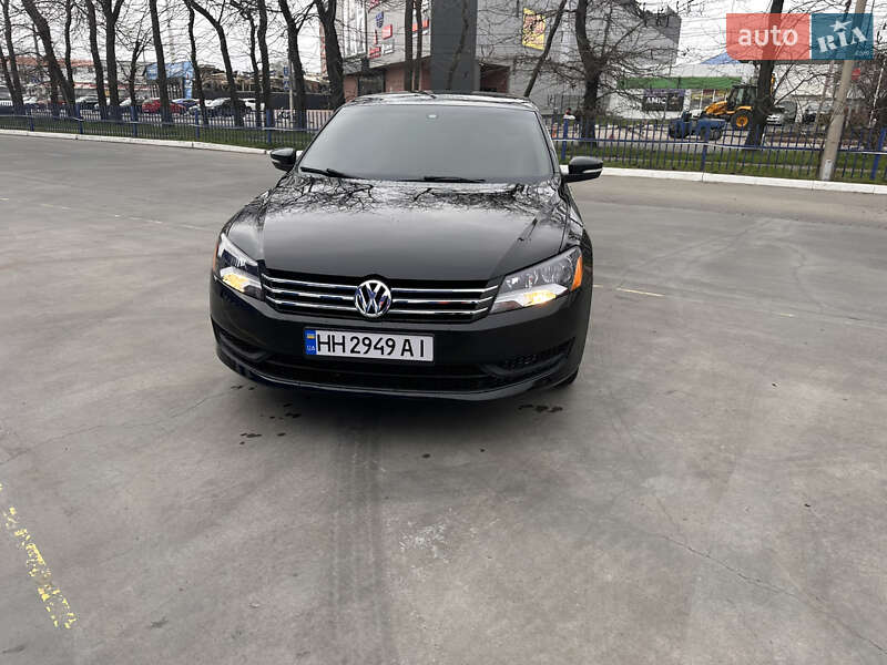 Седан Volkswagen Passat 2014 в 