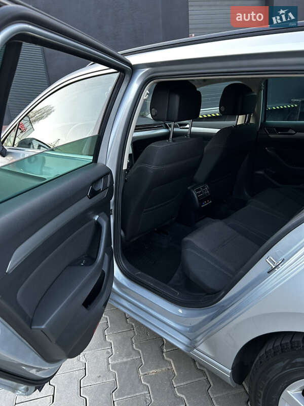 Универсал Volkswagen Passat 2015 в Ужгороде фото 11 Универсал Volkswagen Passat 2015 в Ужгороде