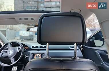 Універсал Volkswagen Passat 2012 в 