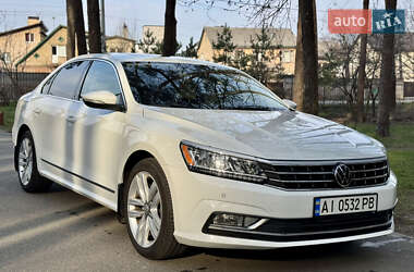 Седан Volkswagen Passat 2016 в 