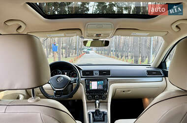 Седан Volkswagen Passat 2016 в 