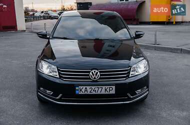 Седан Volkswagen Passat 2012 в 