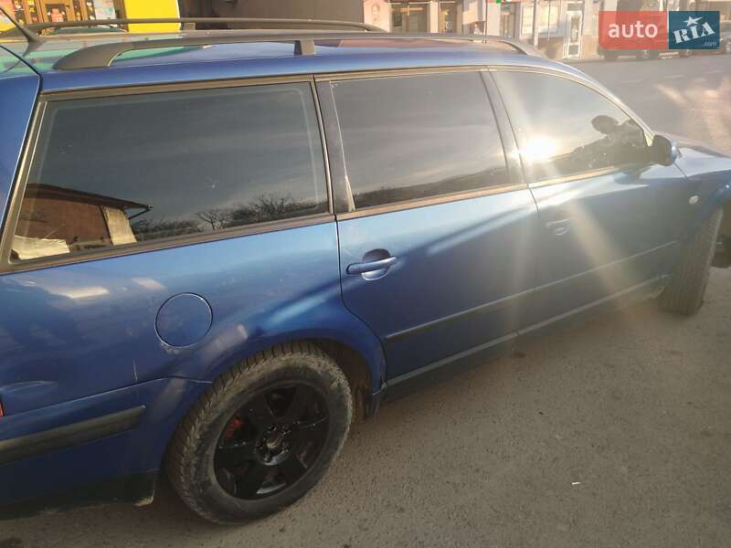 Универсал Volkswagen Passat 1999 в Рахове