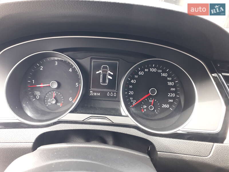 Універсал Volkswagen Passat 2015 в Миколаєві