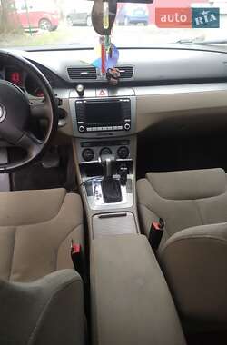 Седан Volkswagen Passat 2006 в 