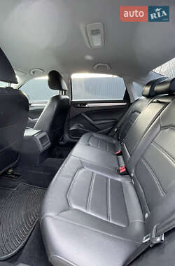Седан Volkswagen Passat 2014 в 