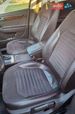 Седан Volkswagen Passat 2013 в Львове