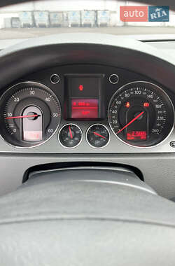 Універсал Volkswagen Passat 2007 в 