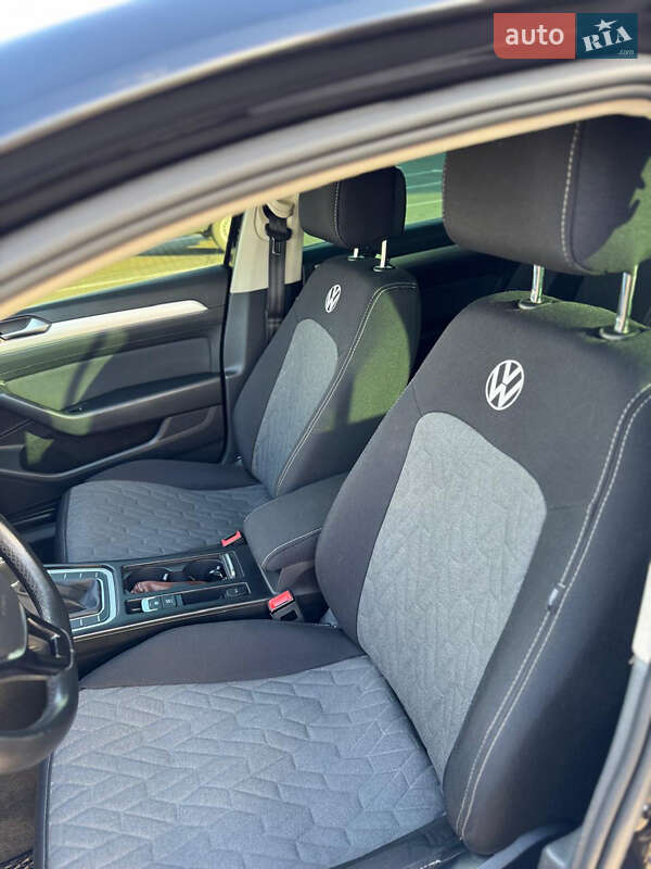 Универсал Volkswagen Passat 2015 в Николаеве