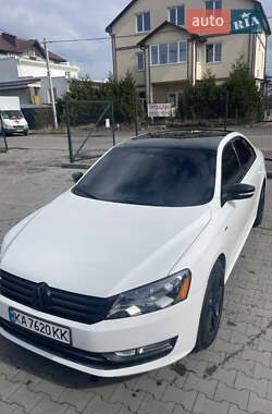 Седан Volkswagen Passat 2014 в Києві