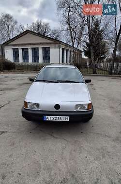 Седан Volkswagen Passat 1989 в 