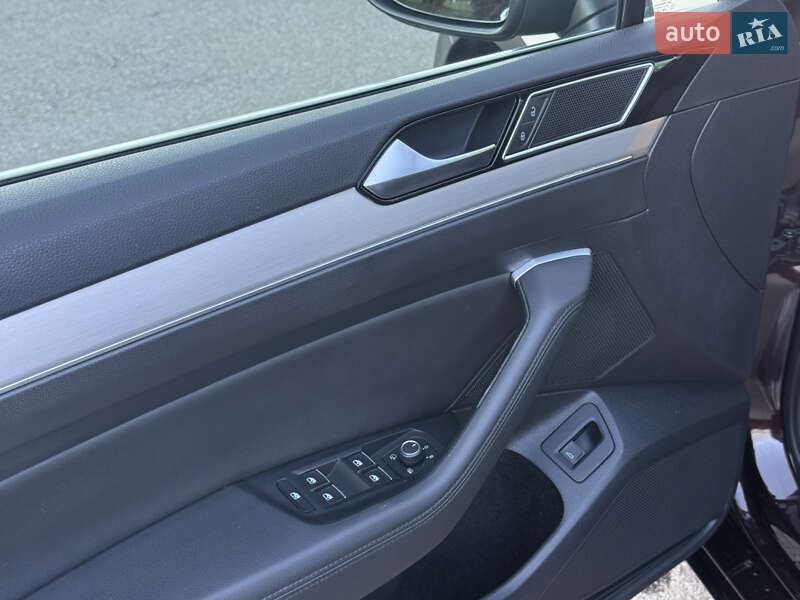 Універсал Volkswagen Passat 2016 в Тернополі