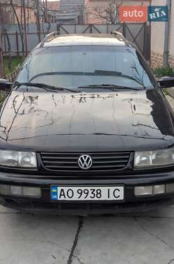 Универсал Volkswagen Passat 1995 в 