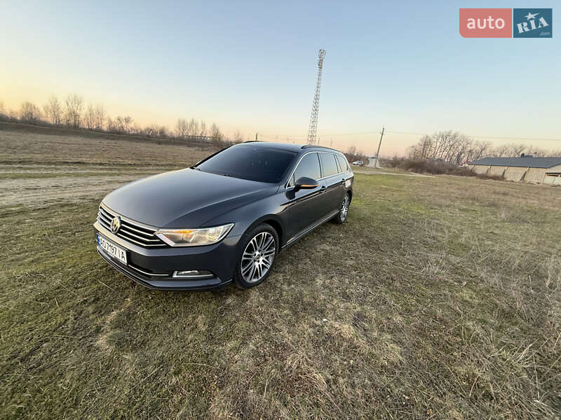 Универсал Volkswagen Passat 2015 в Хусте