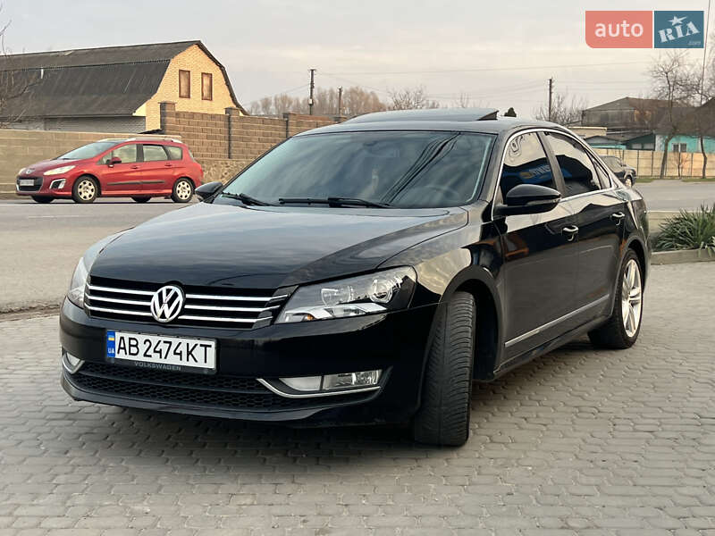Седан Volkswagen Passat 2012 в Виннице