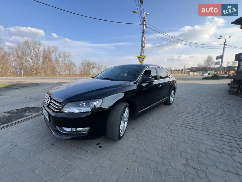 Седан Volkswagen Passat 2012 в Виннице