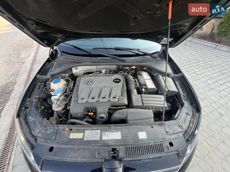Седан Volkswagen Passat 2012 в Виннице