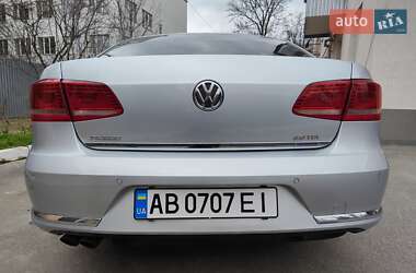 Седан Volkswagen Passat 2011 в 