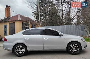 Седан Volkswagen Passat 2011 в 