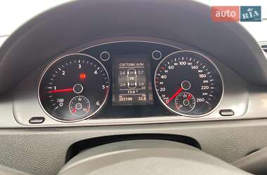 Седан Volkswagen Passat 2011 в 