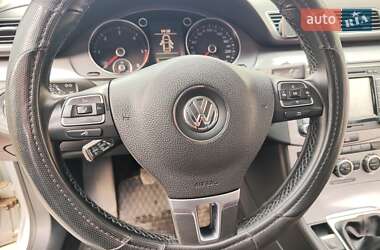 Седан Volkswagen Passat 2011 в 