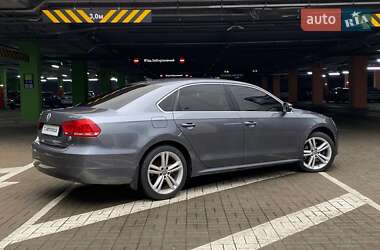 Седан Volkswagen Passat 2014 в 