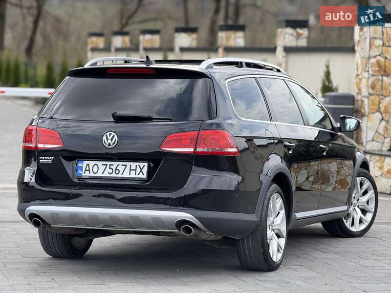 Универсал Volkswagen Passat 2012 в Хусте