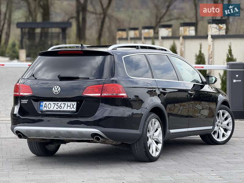 Универсал Volkswagen Passat 2012 в Хусте