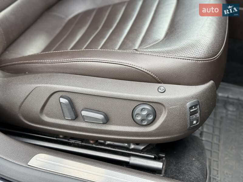 Универсал Volkswagen Passat 2012 в Хусте