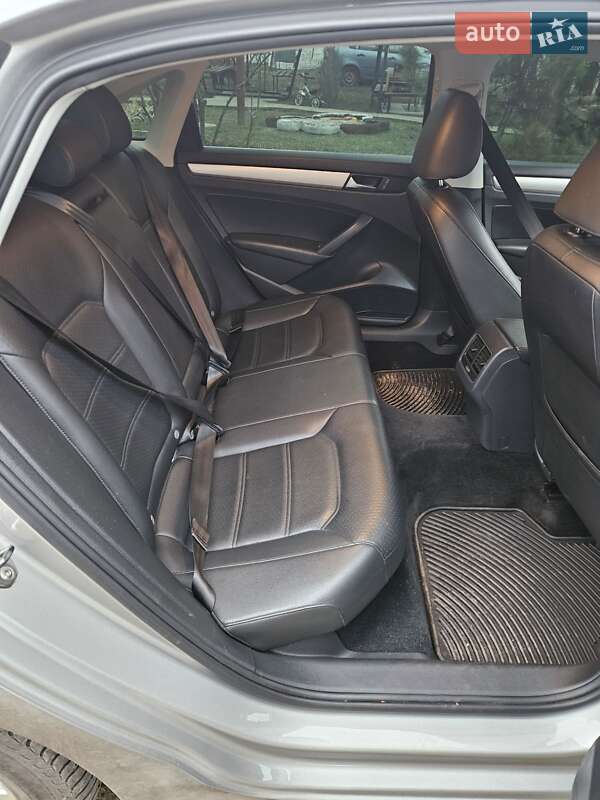 Седан Volkswagen Passat 2013 в Новомосковске фото 6 Седан Volkswagen Passat 2013 в Новомосковске