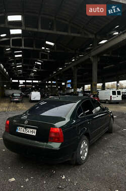 Седан Volkswagen Passat 1997 в 