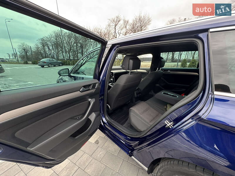 Универсал Volkswagen Passat 2018 в Виннице