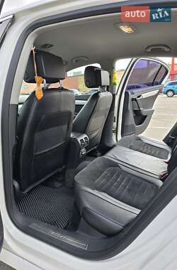 Седан Volkswagen Passat 2014 в 