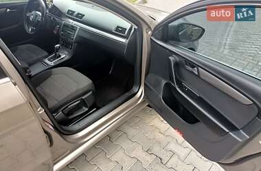 Седан Volkswagen Passat 2011 в 