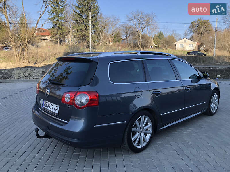 Универсал Volkswagen Passat 2010 в Ровно