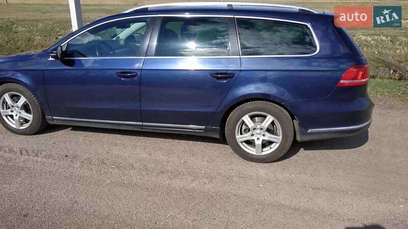 Универсал Volkswagen Passat 2011 в Овруче