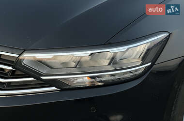 Седан Volkswagen Passat 2020 в 