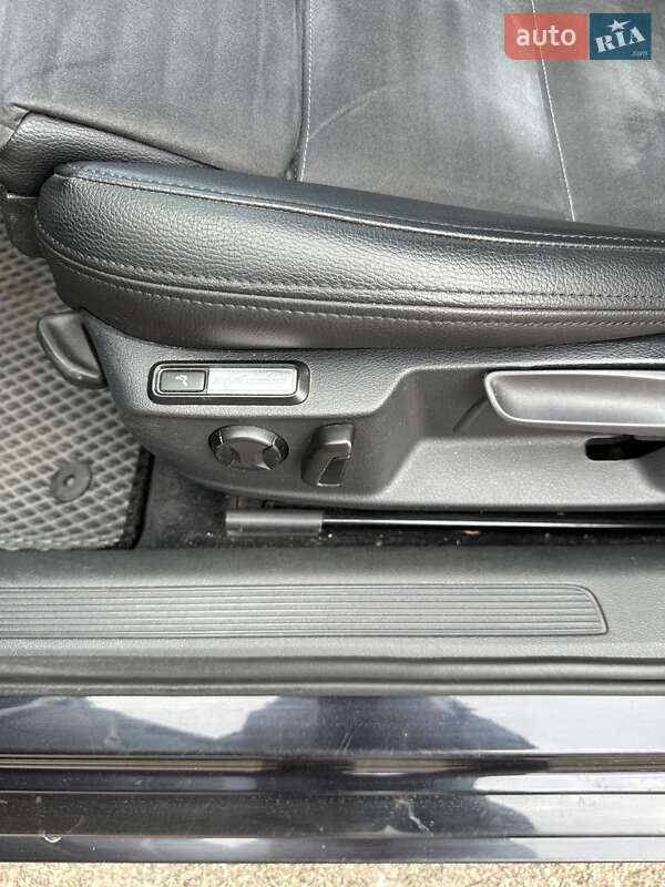 Универсал Volkswagen Passat 2016 в Чернигове