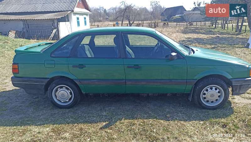 Volkswagen Passat 1990